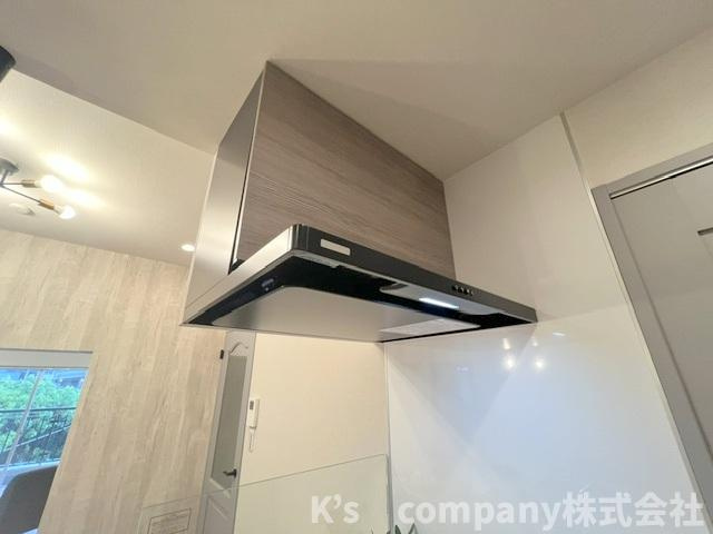 茅ヶ崎市茅ヶ崎　パークタウン茅ヶ崎6号棟のキッチン|お手入れのしやすいスリムタイプのレンジフード☆