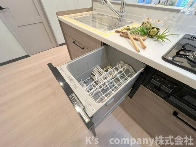 茅ヶ崎市茅ヶ崎　パークタウン茅ヶ崎6号棟のキッチン|家事の負担を軽減してくれる食器洗い乾燥機☆