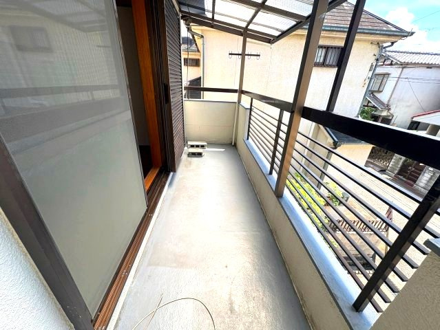 青葉丘戸建のバルコニー