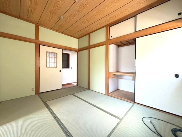 青葉丘戸建の和室