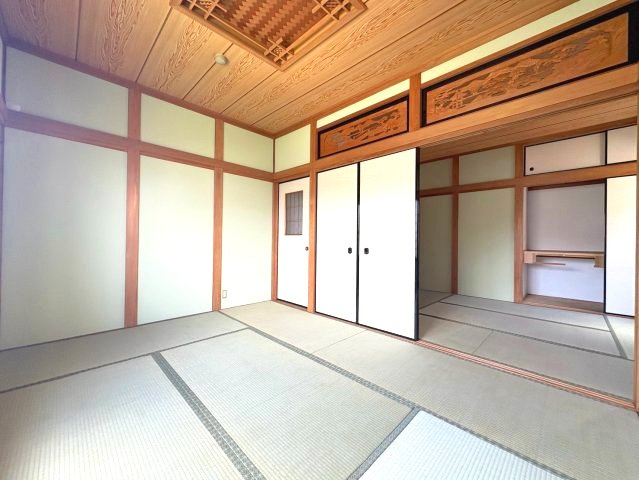 青葉丘戸建の和室