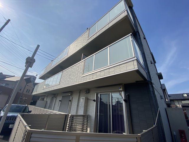 サンシャインヒルズ上挙母の外観