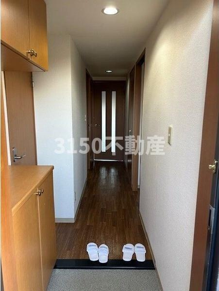 本郷マンションの玄関