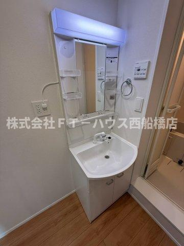 ＭＥＬＬＡＳ浦安の洗面所