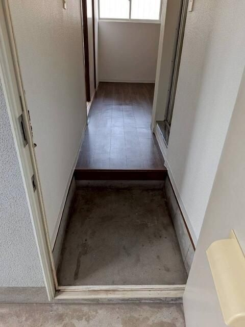 エクセルファーストの玄関
