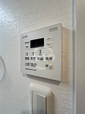 アルシェ江坂の洗面所|アルシェ江坂　浴室乾燥機