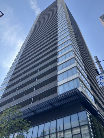 グランドメゾン新梅田タワーの外観