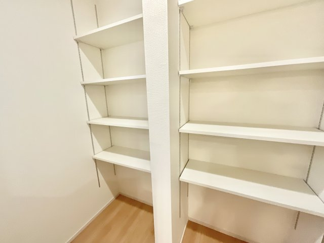 市川市曽谷４丁目の収納|建築施工例