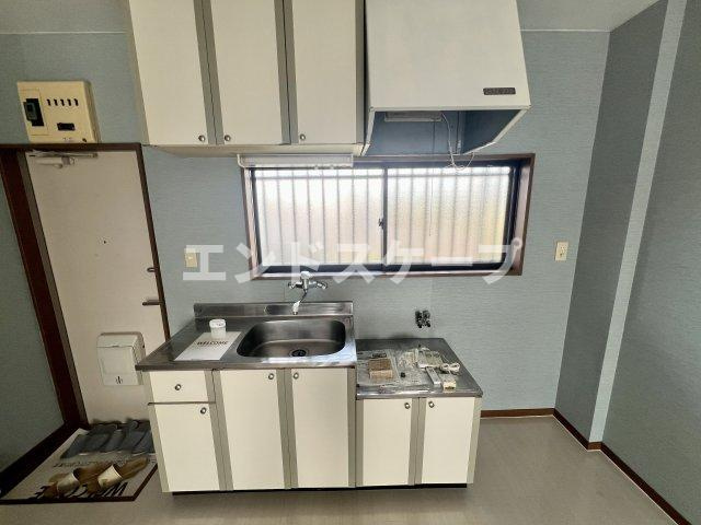 コミューン岩嶋　Ａのキッチン|高崎、前橋、伊勢崎エリアのお部屋探しはエンドスケープまで！お客様の理想お聞かせ下さい♪
内装の色味が画像と異なる場合がございます。
