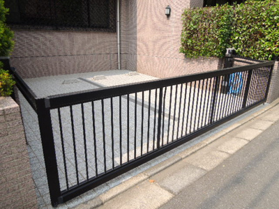 【駐車場】