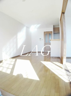 【居間・リビング】 | クレベールⅢ | 洋室のお部屋です。（同仕様です。）