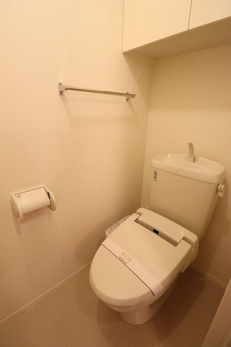 ウィル サクシードのトイレ