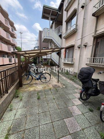 ジュネスみずほの駐車場