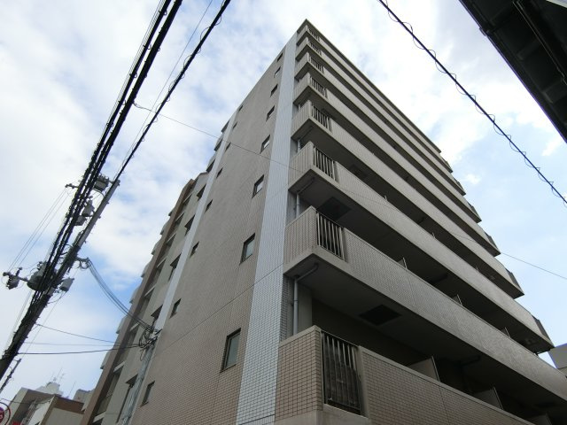 ラフォルテ駅前の外観