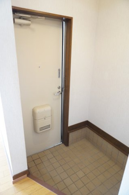 【玄関】 | ツインビレッヂC
