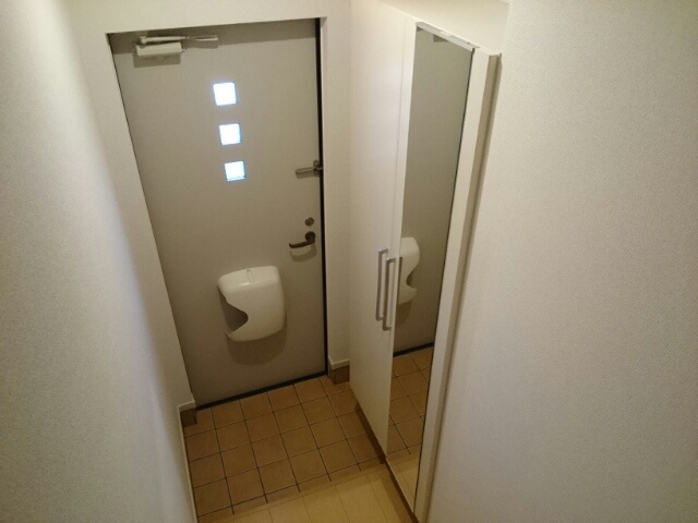 ウエストハウスＣの玄関|玄関