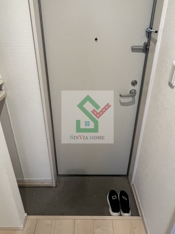 メルディア田無町の玄関