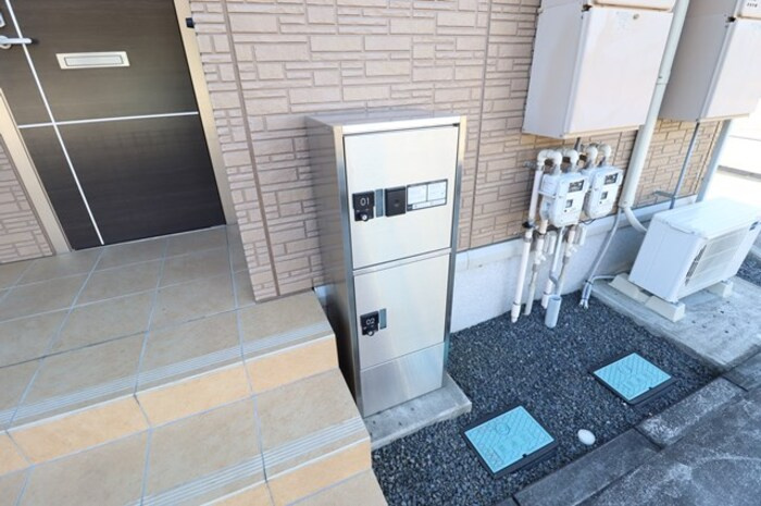チェスナットのその他|宅配ボックス