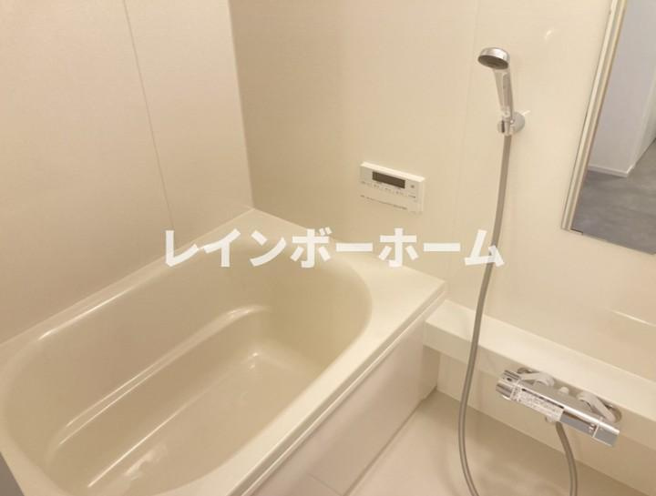 仲介手数料（賃料の1.10ヵ月）の50％OFF対象物件！の浴室