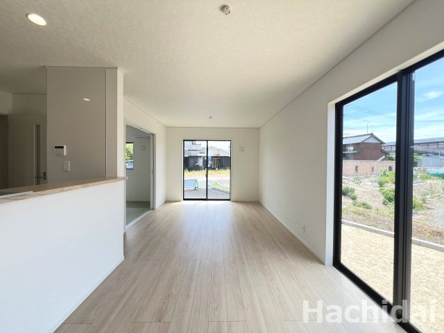 高浜市芳川町第6　新築戸建＜全1棟＞の居間・リビング|LDＫ16.2帖