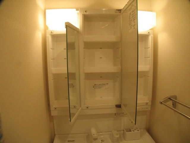 フラン・カジヤの洗面所