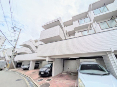 【収納】 | ライオンズマンション豊中上野東第2 | エイブル売買事業部では、箕面市・豊中市・吹田市・池田市・茨木市・高槻市の北摂エリア全域で、物件のご紹介を致しております。北摂エリアにて購入物件をお探しの際は、当社までお問合せ下さいませ。
