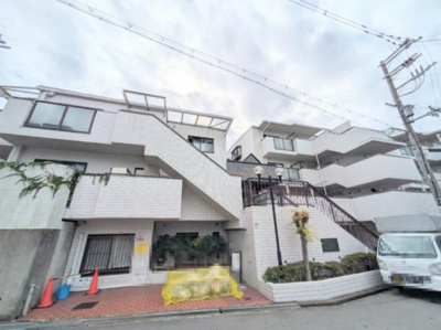 【外観】 | ライオンズマンション豊中上野東第2 | エイブルにて取扱い可能な住宅ローンは、全部で10種類以上！お客様にピッタリの住宅ローンを当社のFPよりご案内させて頂きます。住宅ローンのご相談だけでも、お気軽にご相談下さいませ。