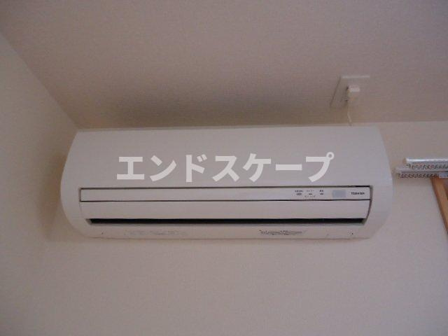 Ｎｕｍｂｅｒ　Ｏｎｅの設備|エアコン
高崎、前橋のお部屋探しはエンドスケープまで！お客様の理想お聞かせ下さい♪