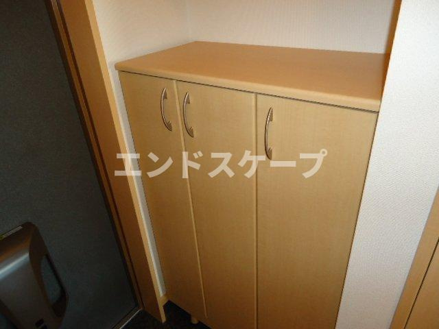 Ｎｕｍｂｅｒ　Ｏｎｅの玄関|シューズボックス
高崎、前橋のお部屋探しはエンドスケープまで！お客様の理想お聞かせ下さい♪