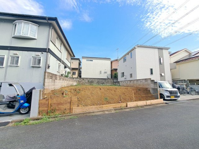 【外観】 | 新座市野寺3丁目　建築条件無売地　全1区画　(保谷店) | 第一種低層住居専用地域につき住環境の良さが魅力。