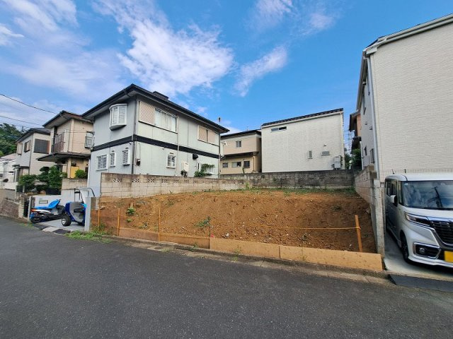 【外観】 | 新座市野寺3丁目　建築条件無売地　全1区画　(保谷店) | 小中学校まで徒歩10分以内！お子様のいるご家庭も安心の距離。