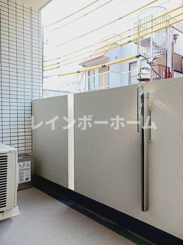 ライズ脇田町　A館のバルコニー|同物件別号室参考写真です。