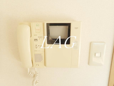 【セキュリティ】 | サウザンドリバー | モニター付きインターホンです。