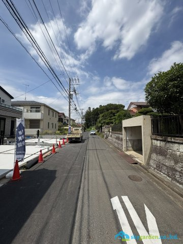 藤沢市湘南台3丁目　新築戸建　全２棟A号棟の前面道路含む現地写真|前面道路含む現地写真です