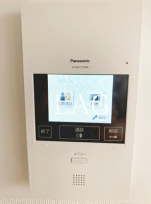 【設備】 | シャルム住吉 | モニター付きインターホンです。