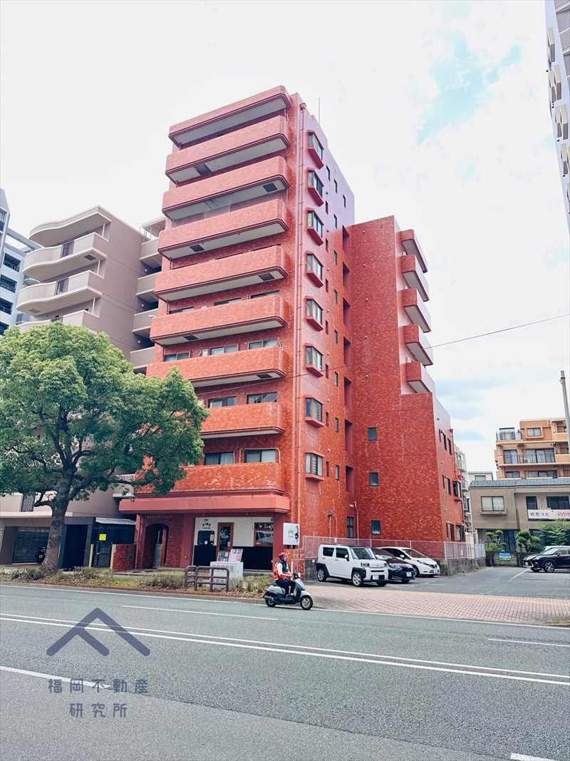 西新中央マンションの外観