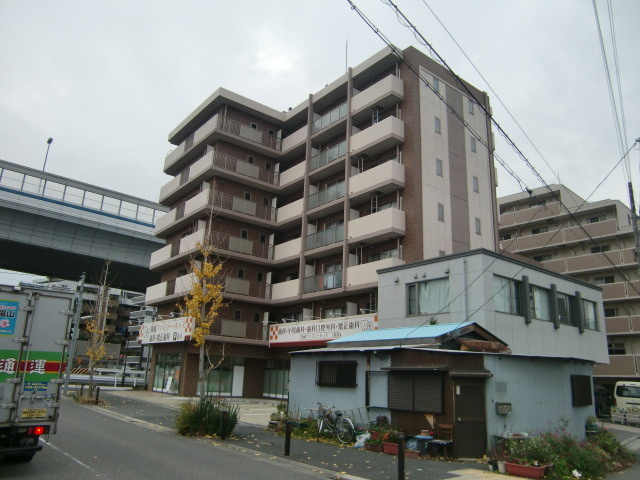 モアライフ魚崎の外観