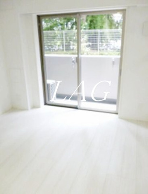 【居間・リビング】 | ライジングプレイス綾瀬 | 洋室のお部屋です。