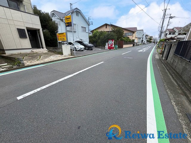 中古戸建　茅ヶ崎市中海岸4丁目の前面道路含む現地写真