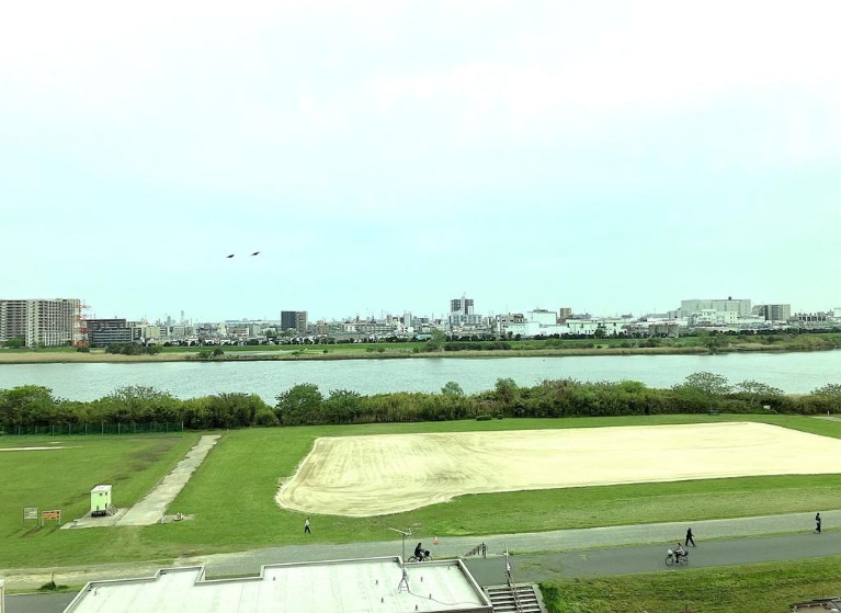 グランイーグル多摩川緑地Ⅴの展望|グランイーグル多摩川緑地Ⅴ：３方向角部屋につき陽当り・眺望・通風良好！