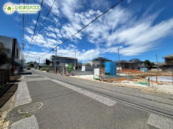 野田市中野台01期　新築戸建　3号棟の前面道路含む現地写真|接道：南東側約7.3m市道