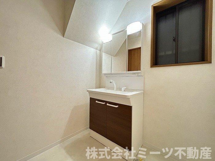 水走1丁目　中古戸建の独立洗面台