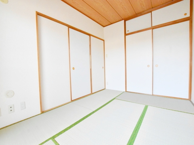 藤和シティコープ根岸の和室