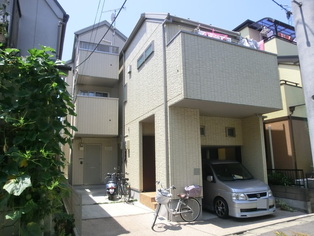 アネックス新小岩Ⅱの外観|オシャレな一軒家ぽい外観です。