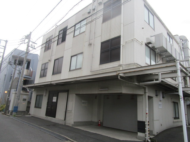 江戸川区本一色２丁目の倉庫