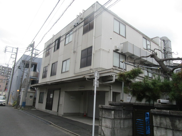 江戸川区本一色２丁目の倉庫