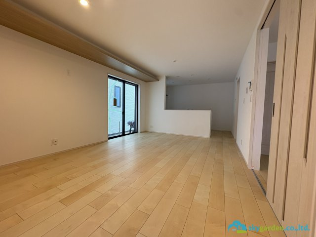 藤沢市湘南台3丁目　新築戸建　全２棟Ｂ号棟の居間・リビング