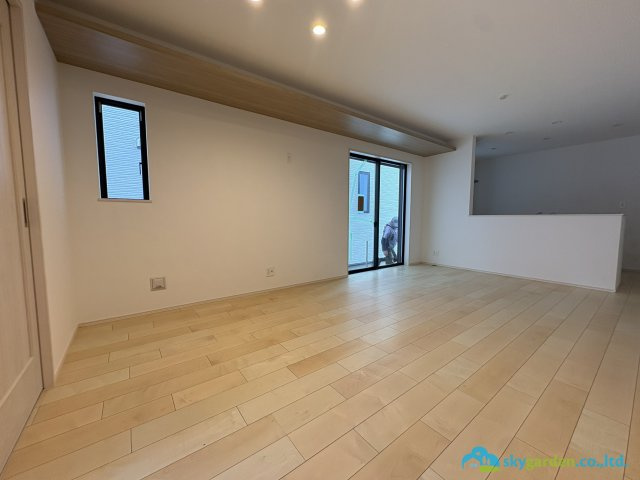 藤沢市湘南台3丁目　新築戸建　全２棟Ｂ号棟の居間・リビング
