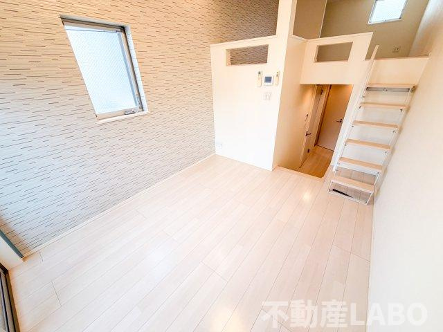la clarteの居間・リビング