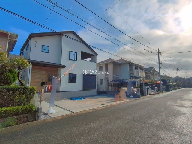 千葉市花見川区横戸台２期の前面道路含む現地写真|8月13日撮影
